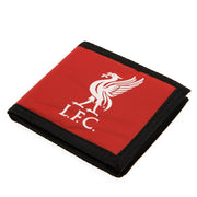 Rød Liverpool FC pung med sort kant og hvidt logo samt bogstaverne "L.F.C."