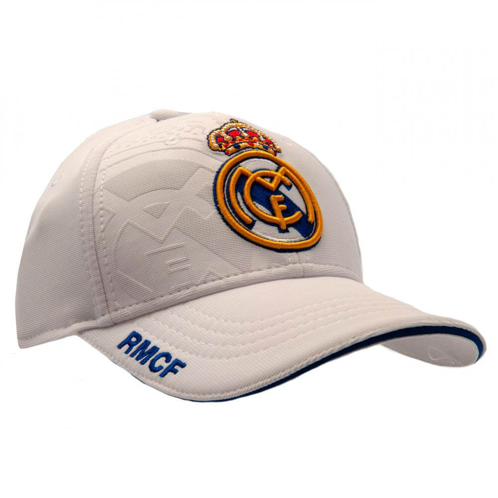 Hvid kasket med Real Madrid-logo og "RMCF" i blå på skyggen. Officielt merchandise.