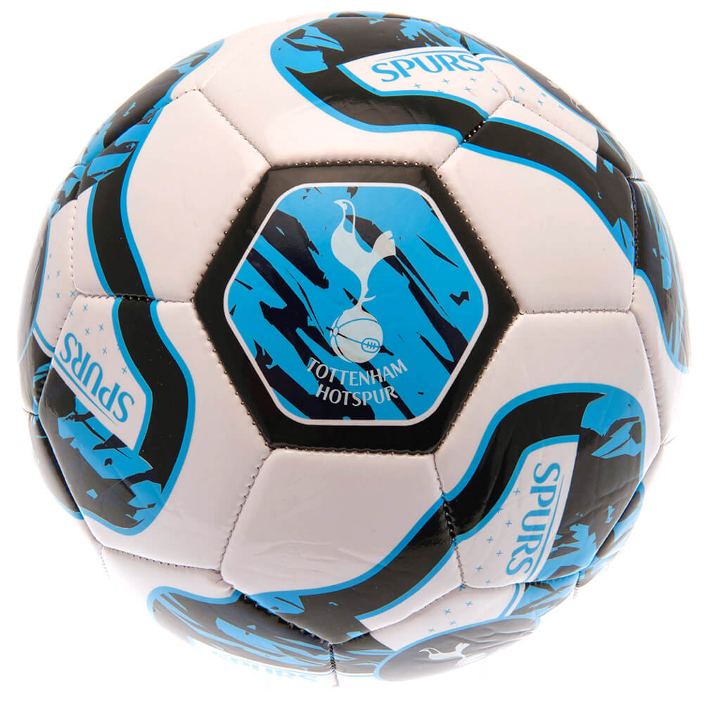 Fodbold med Tottenham Hotspur-logo, hvid, sort og blå design, ordet "SPURS" vises flere steder.
