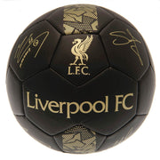 Sort fodbold med guld Liverpool FC logo og tekst, sekskantet design, størrelse 5.