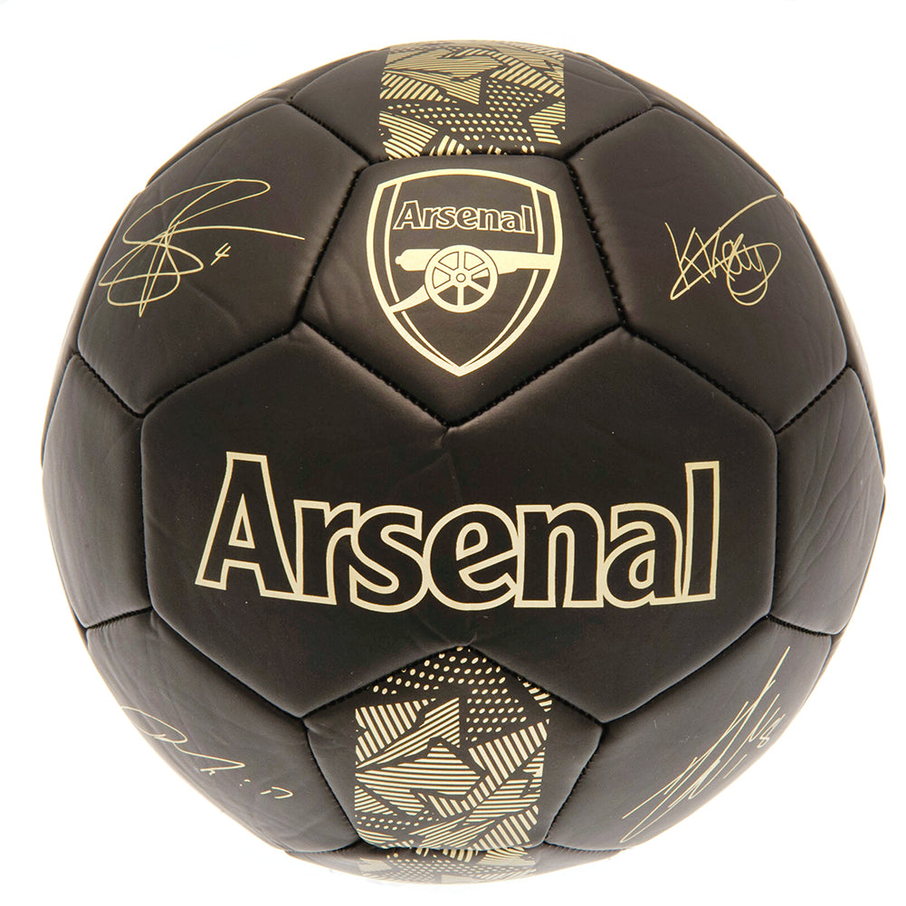 Sort Arsenal-bold med guldlogo, signaturer og design.