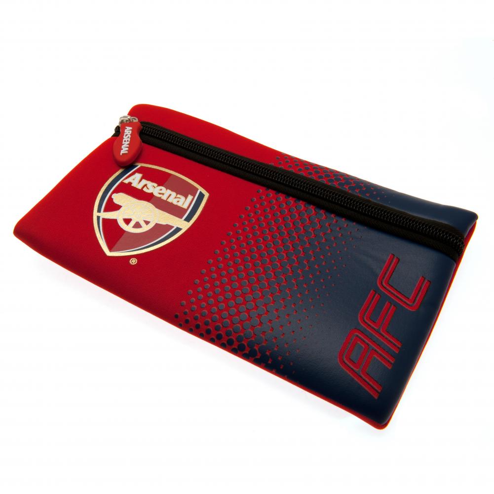 Arsenal FC penalhus med logo, lynlås med "Arsenal" mærke, rektangulær form til opbevaring.