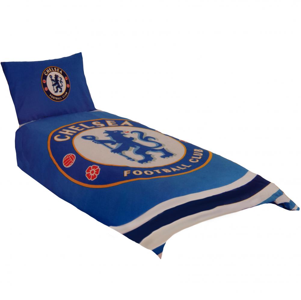 Chelsea FC sengetøjssæt i blå med klublogo på dyne- og pudebetræk.