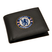 Sort pung med Chelsea FC-logo, cirkulært med en løve i midten.