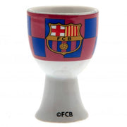 FC Barcelona æggebæger med logo og rødt/blåt ternet mønster.